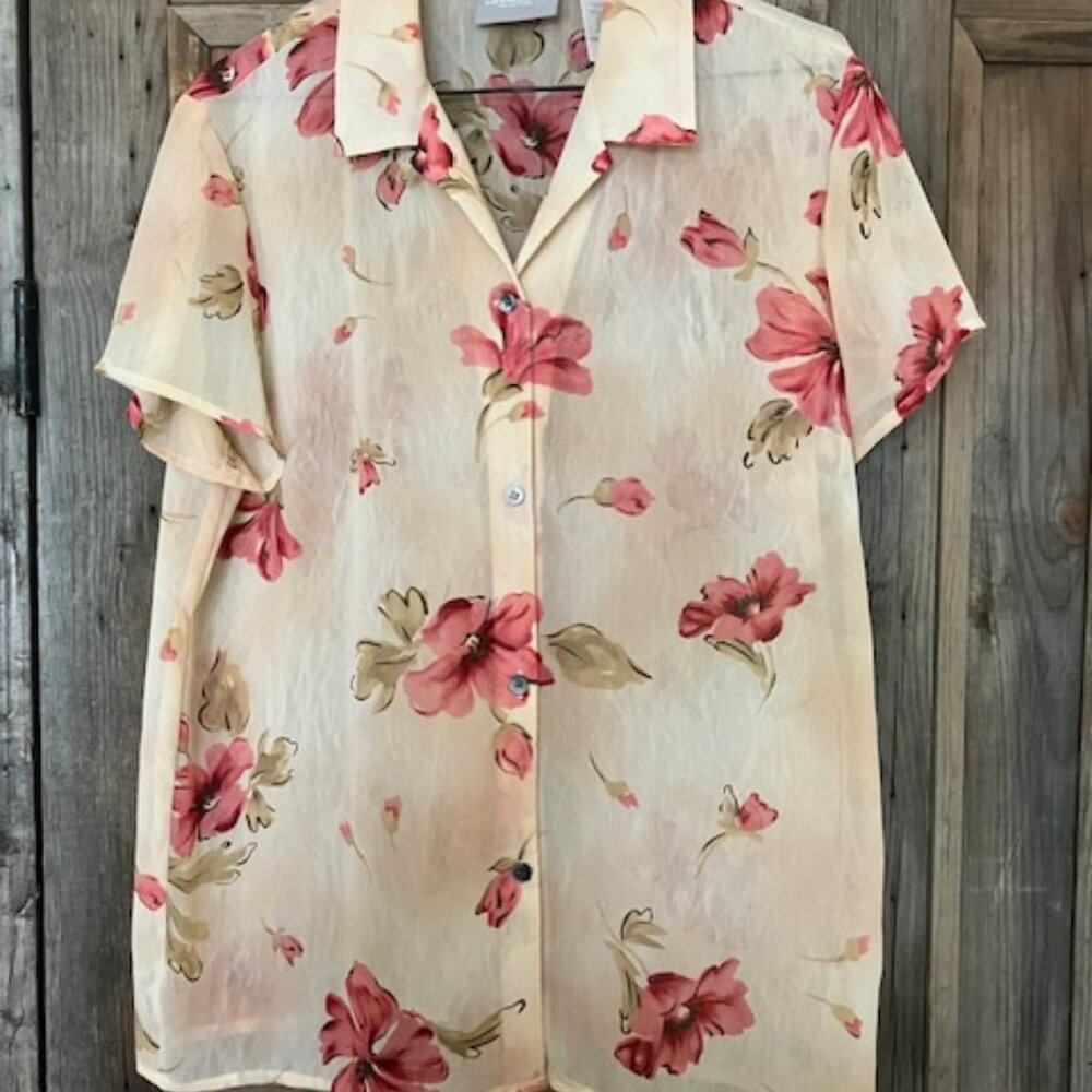 Liz Claiburn floral blouse, size 12